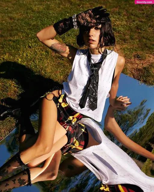 Zeynep Bastik photo 139