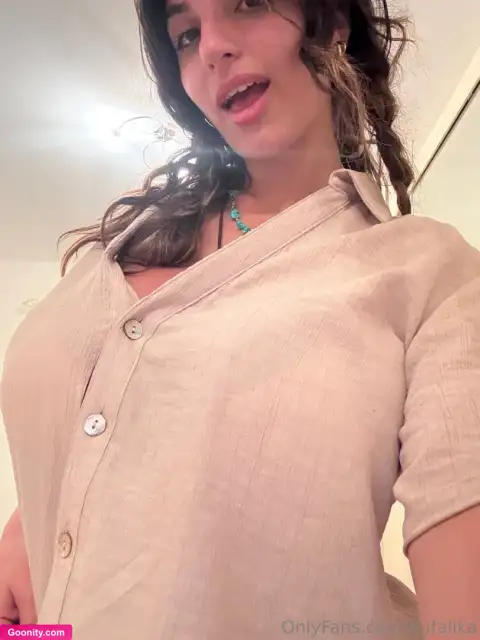 Ika DAuria photo 89
