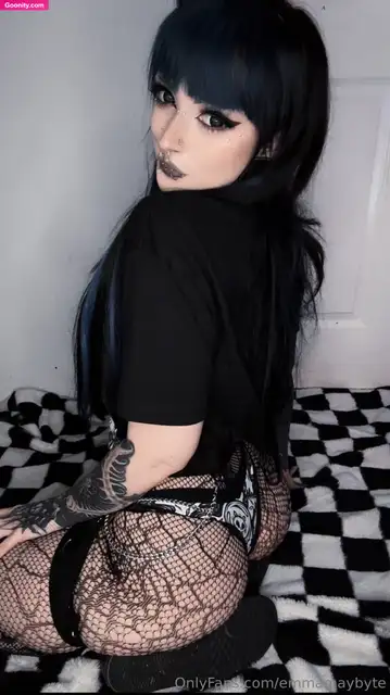 Emma May Byte photo 196