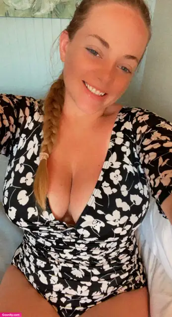 Katie Moran photo 83