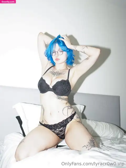 lyra crow photo 23