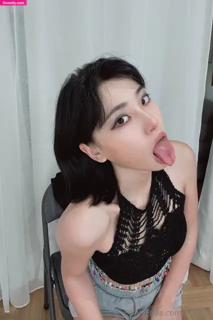 June Liu SpicyGum photo 39